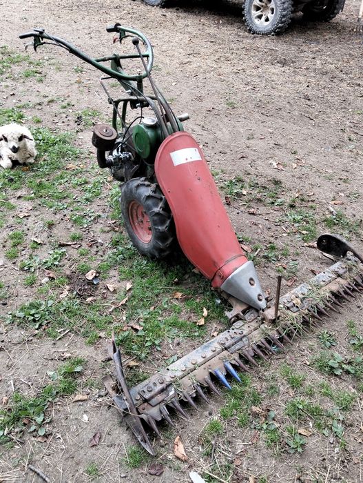 Vând cositoare Agria 2300R și alta pentru piese