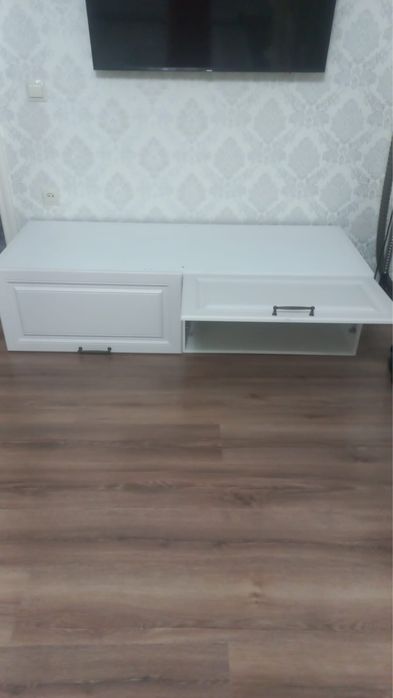 Антресоль (верхняя часть шкафа)