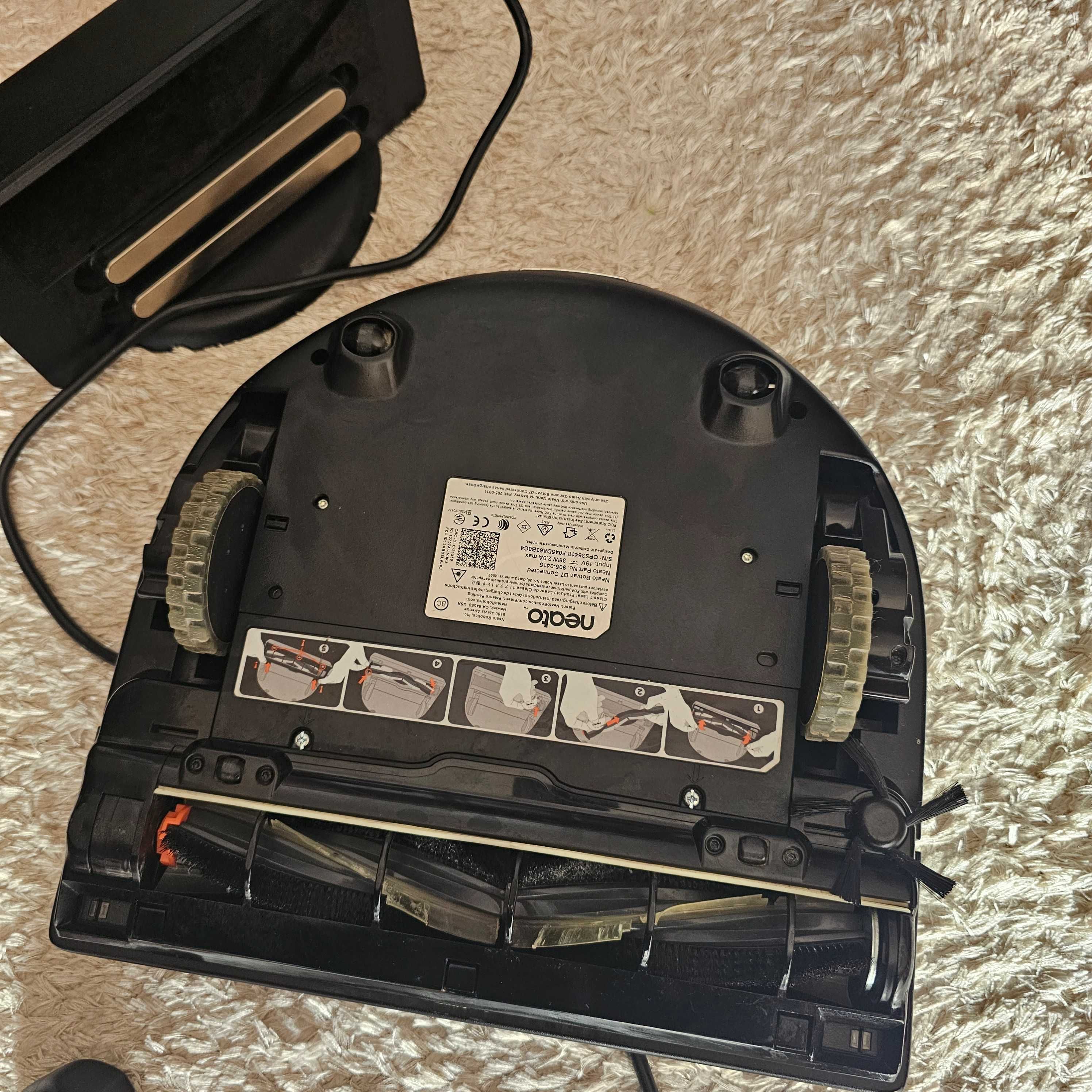 Neato Botvac D7 Connected робот