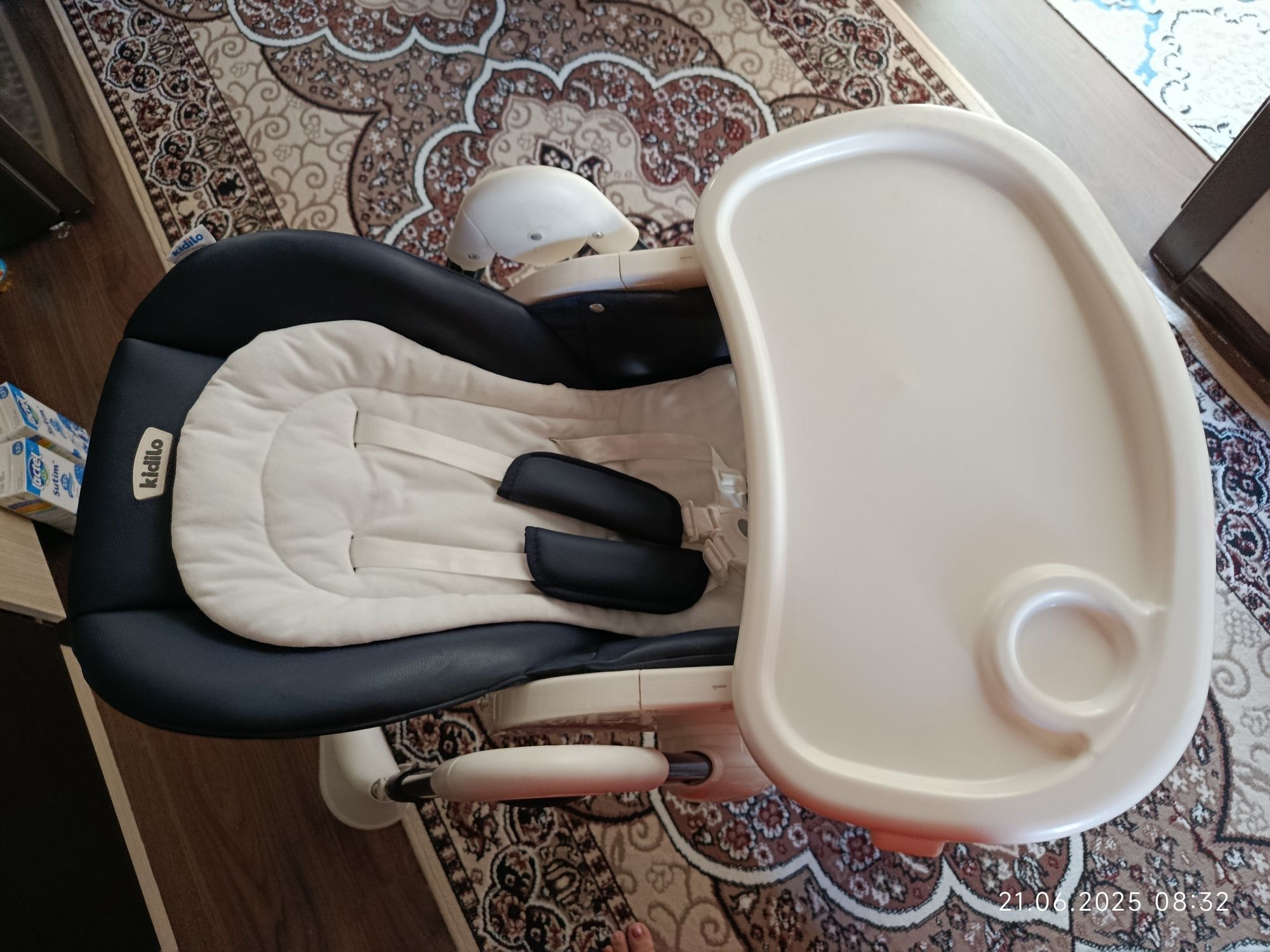 Детский стульчик Kidilo