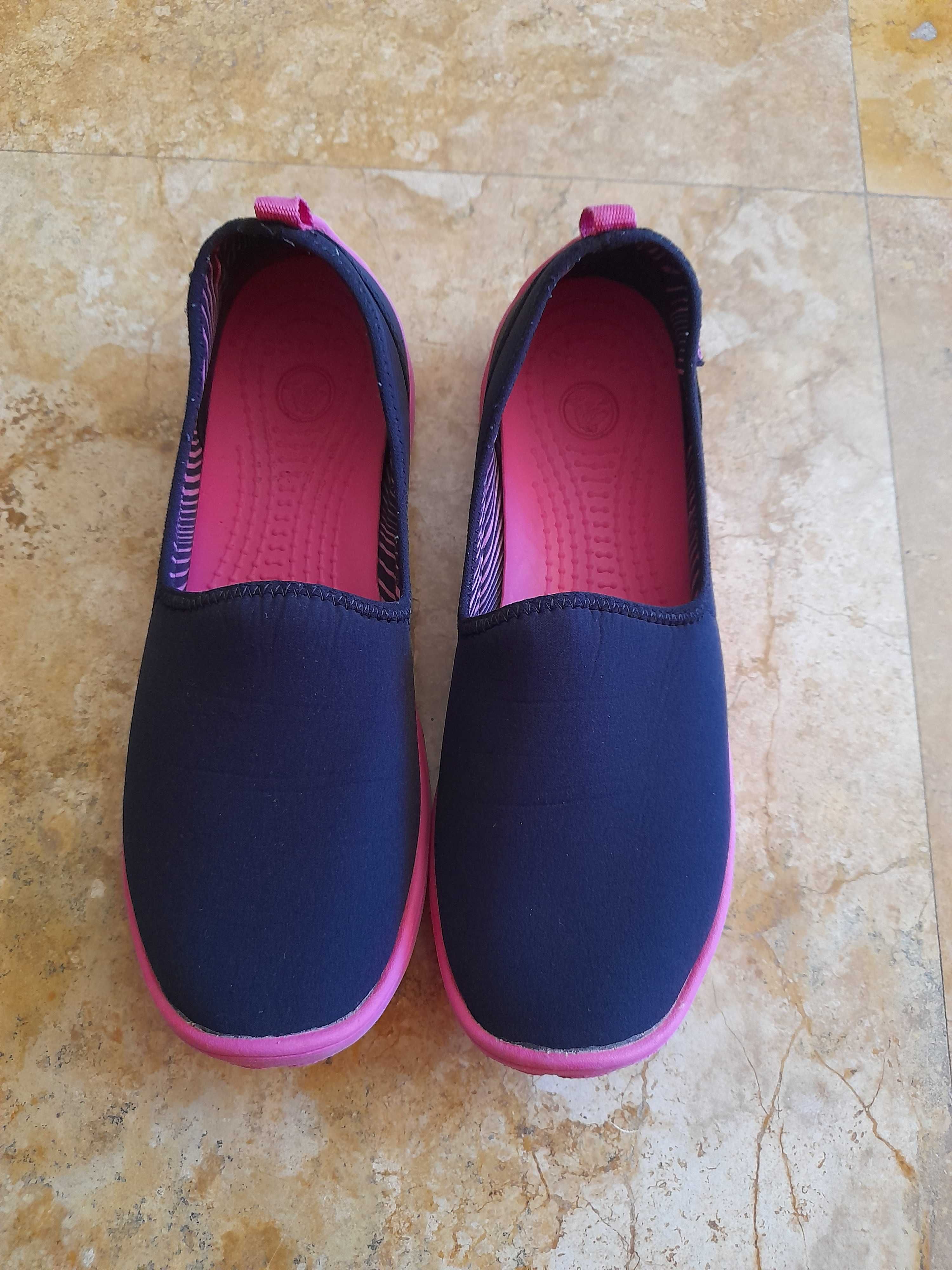 Vand incaltaminte Crocs dama 40