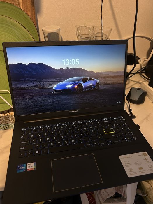 Laptop Asus Vivobook albastru