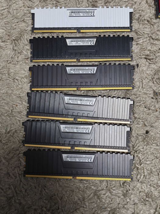 Memorie Corsair Vengeance LPX Black 8GB DDR4 3000MHz CL16