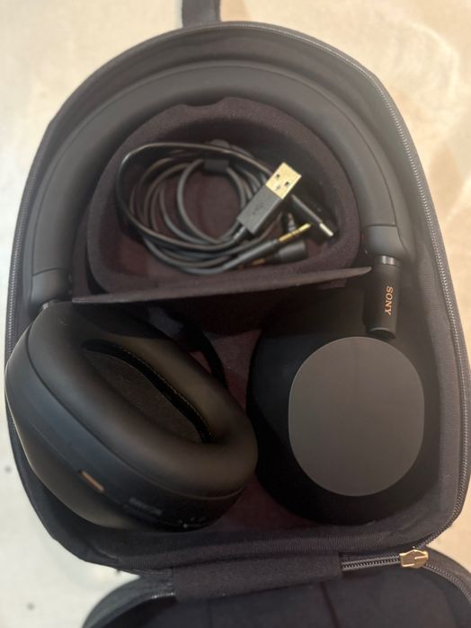 Слушалки Sony WH-1000H5