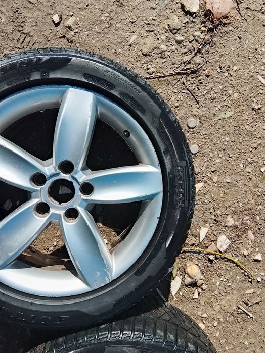 Vând 4 jante aliaj r17 cauciucuri iarna
