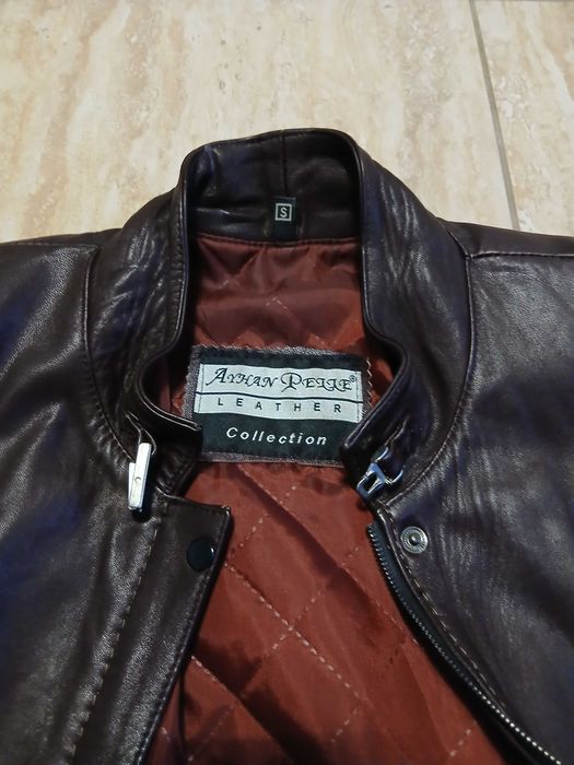 Palton piele culoare visiniu