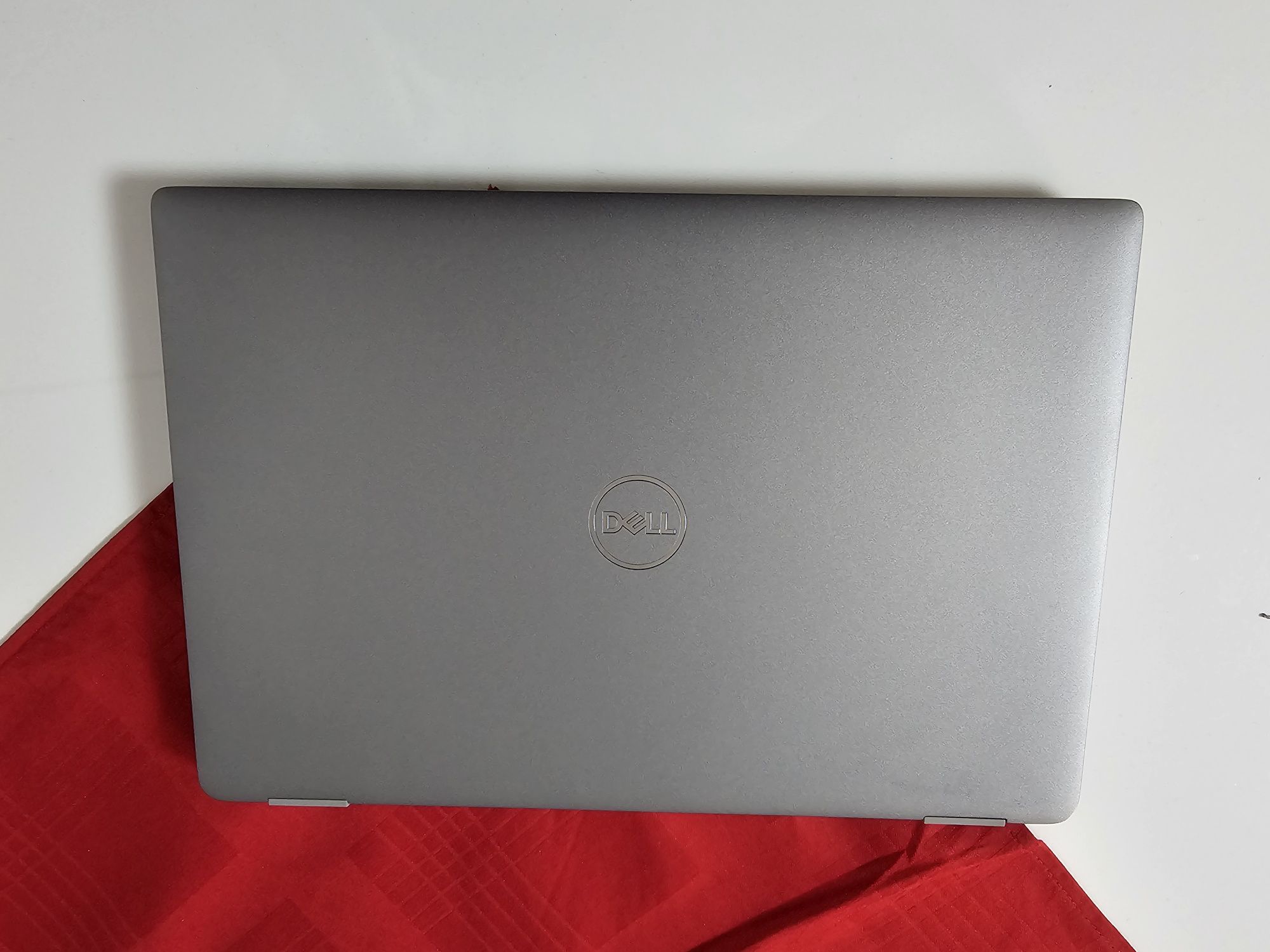 Laptop Dell 5330 nou