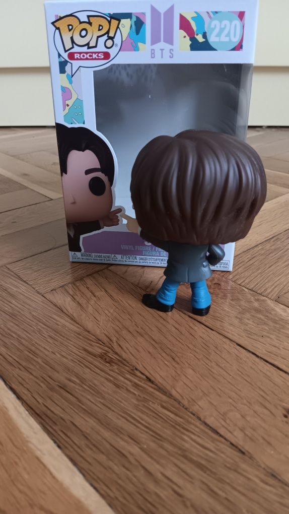 Funko pop-Suga (BTS) от серията Dynamite