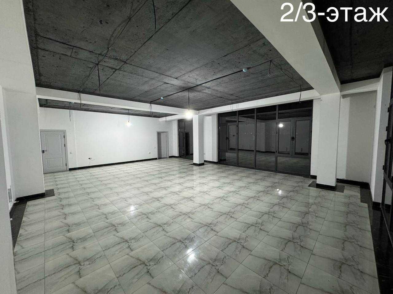 Продаёся нежилое помещение 396м2  ОР-Р: ОPTIMA GLAZ