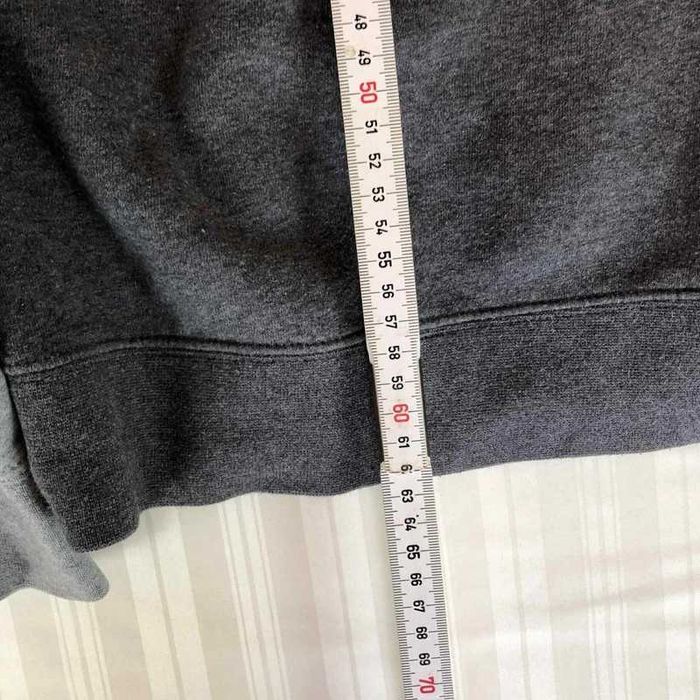 Bluza Nike Air Gri cu Logo Mare – stil Y2K / Streetwear / Trend 2000s