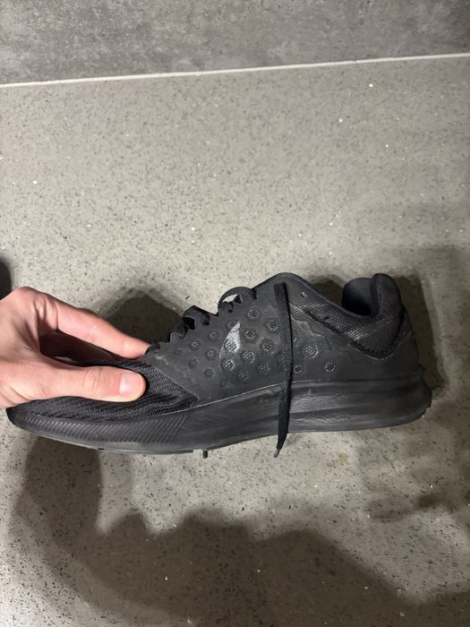 Маратонки Nike 43 номер