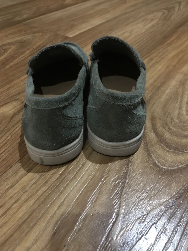 Продам детские туфли ZARA 33 размер