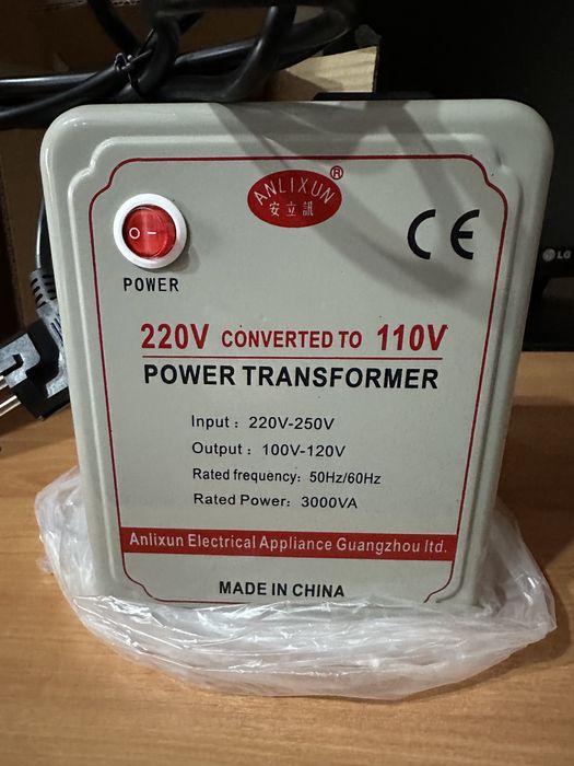 Трансформатор понижающий с 220v/240v на 110v/120v 3000w dyson
