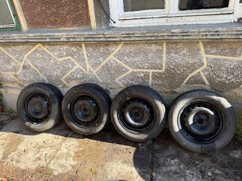 Anvelope cu Jante de Tabla Iarna 185/65/15 și 195/65/15 Michelin Iarna