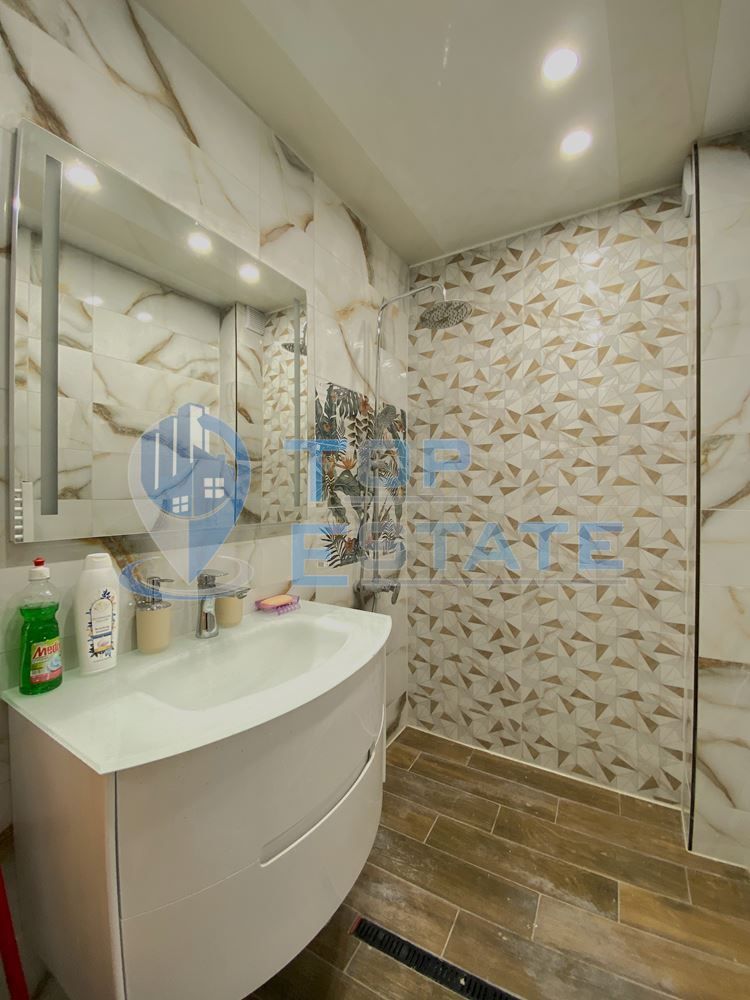 Продава се Тристаен апартамент в Велико Търново, Бузлуджа - 73 кв.м за 2124 €/кв.м - Снимка #7