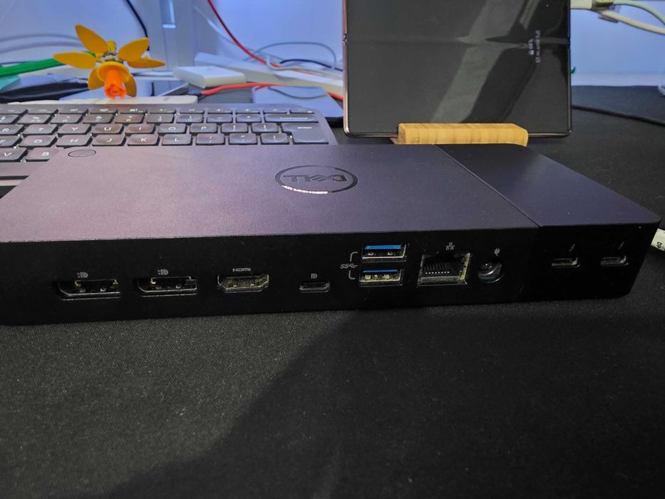 Docking Station Dell WD22TB4