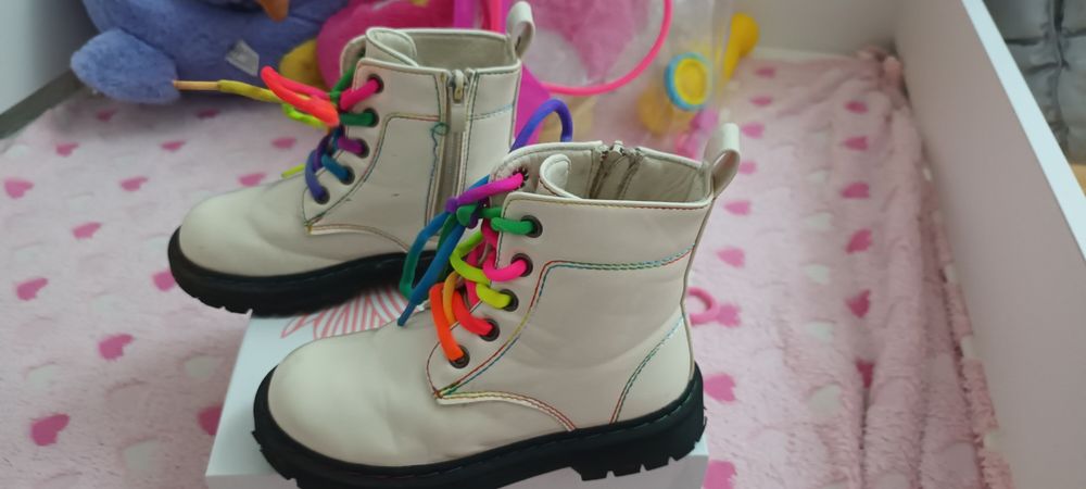 Детски боти за момиче 26 номер