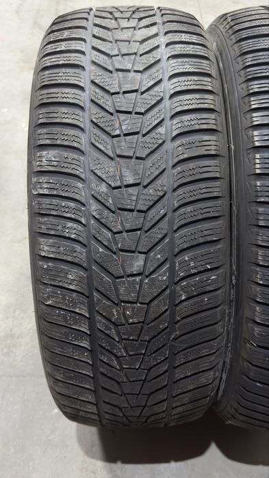 Зимни гуми 235/55/18 Hankook dot22