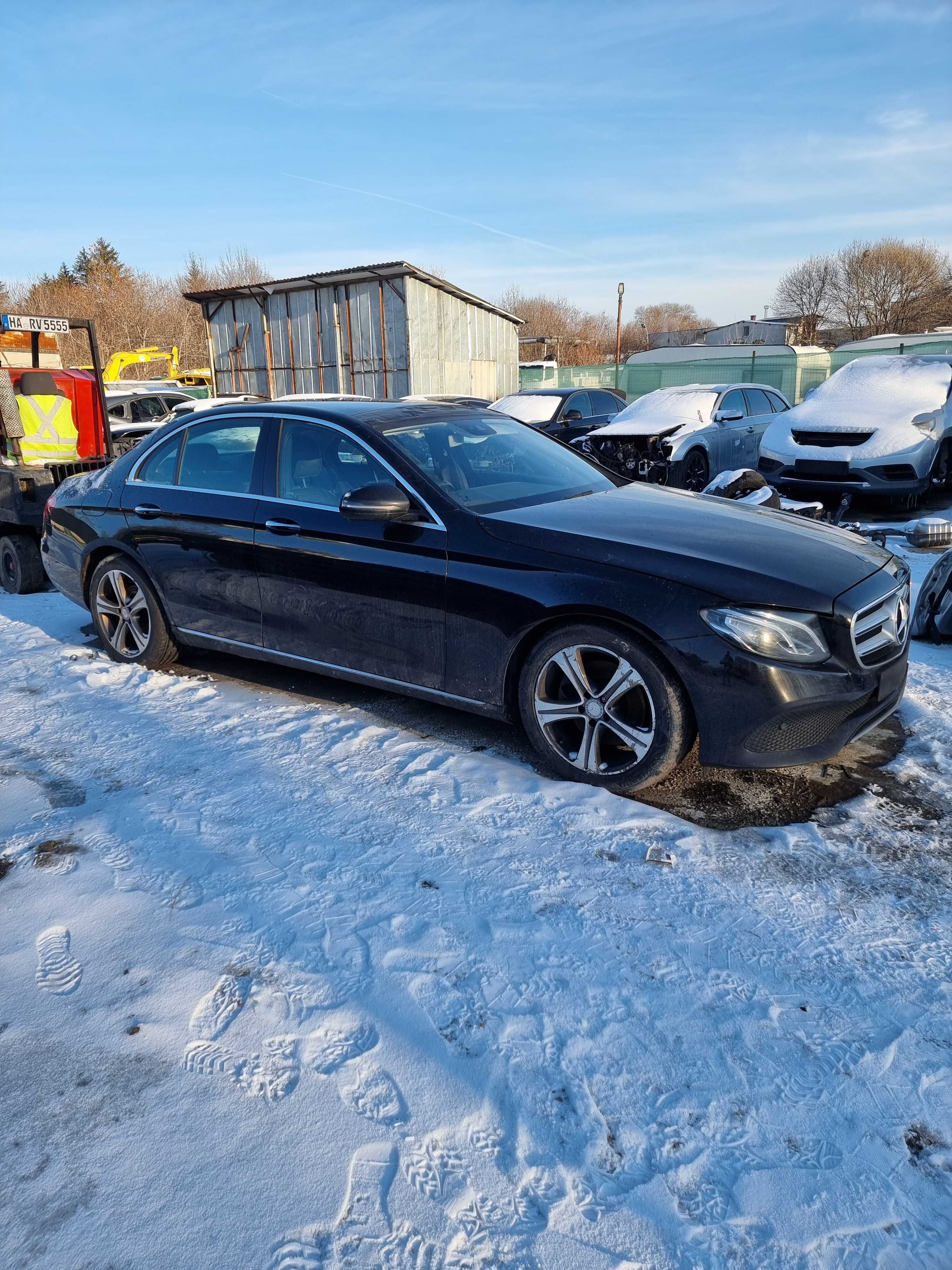 На Части: Mercedes-Benz W213 SPORT E220d 194 к.с. 2017 9G-TRONIC