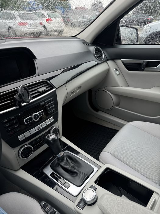 Mercedes - Benz c class
