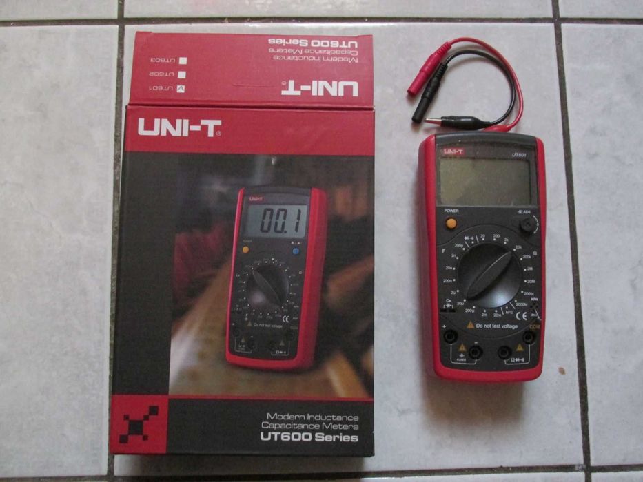 Capacimetru digital UNI-T UT601