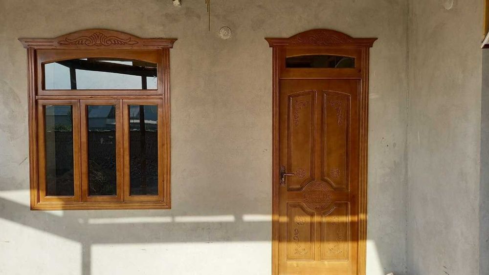 eshik va romlar tayyor va zakazga