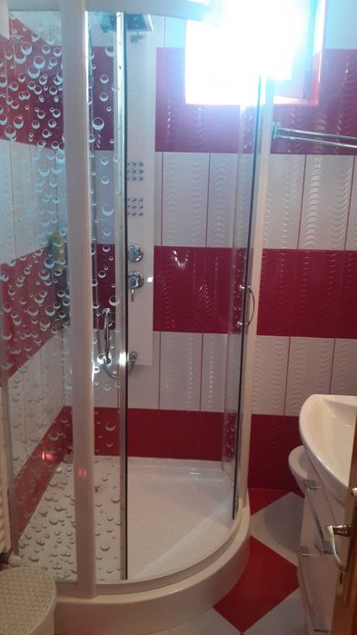 Vând apartament 3 camere