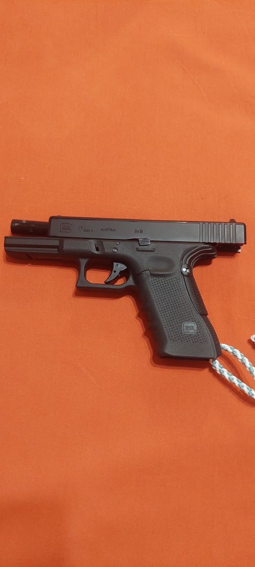 Airsoft glock 17 Gen 4