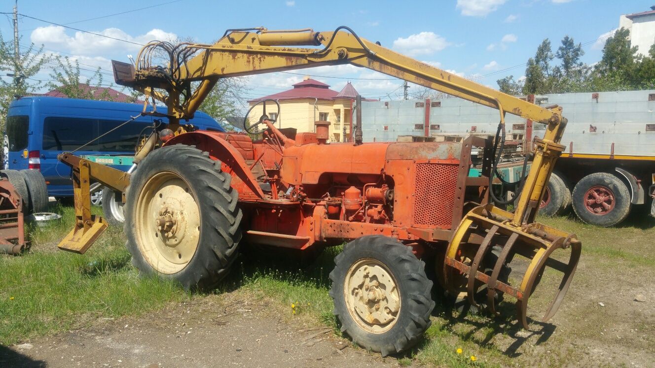 Incarcator tractor-2200 euro
