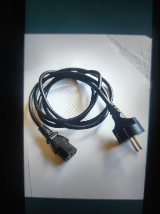 Cablu electric de alimentare 220 V pentru calculatoare desktop