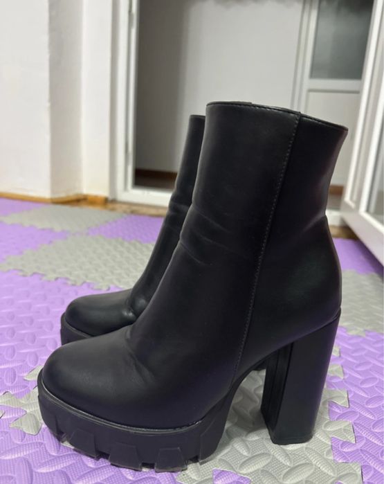 Ghete platforma cu toc