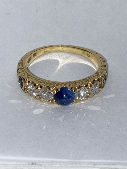 Inel aur 18kt.cu diamante 0.75ct.si safire