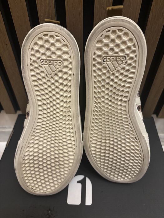 Маратонки Adiddas Bravada 2.0