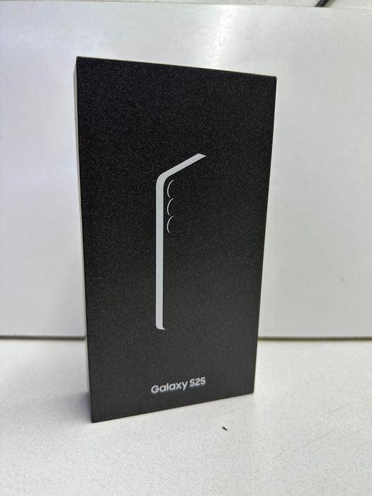 Продам новый Samsung S25 256г