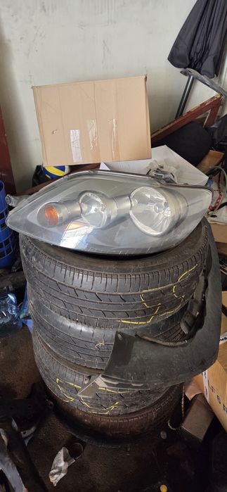 Golf plus десен фар