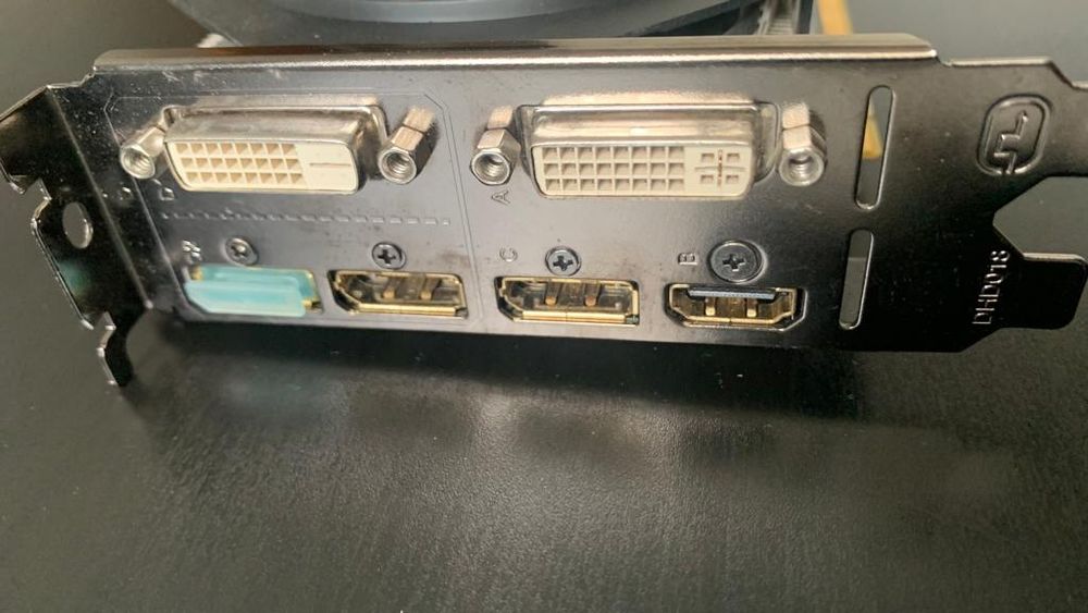 GIGABYTE GTX 970 GV-N970G1 GAMING-4GD Placa video gaming nVIDIA