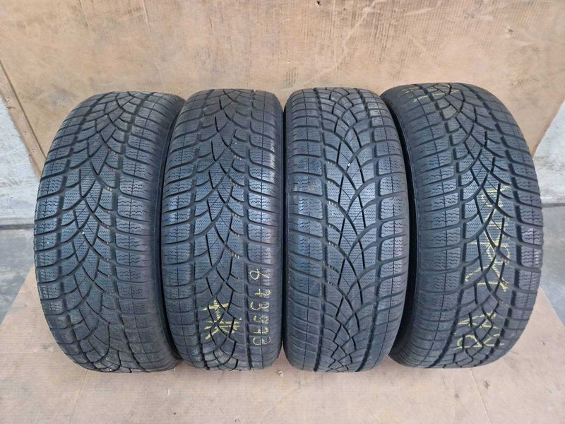 4 броя  Dunlop R18 235/55/ 
зимни гуми 
DOT3520