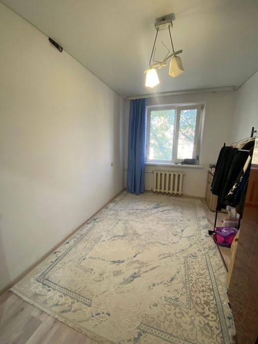 Продается 2 комн кв ,р-н Детсад