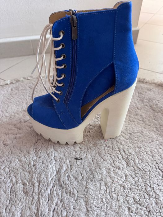 Дамски обувки различни модели