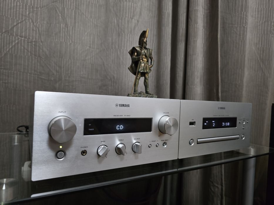 Linie Yamaha MCR-840 + CD Player Yamaha CD-640 – sunet Hi-Fi!!!