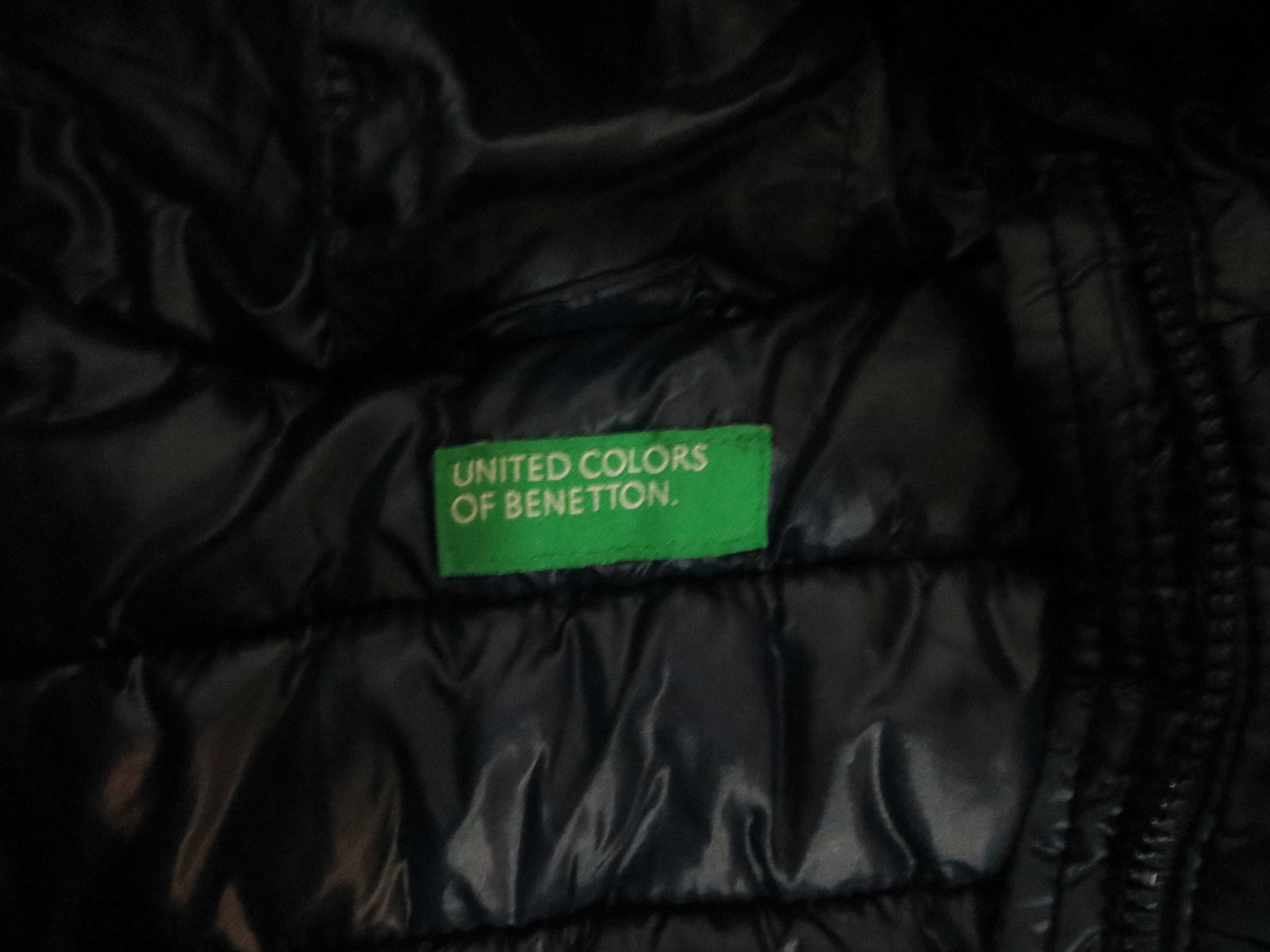 Олекотени якенца United Colors of Benetton и Brums