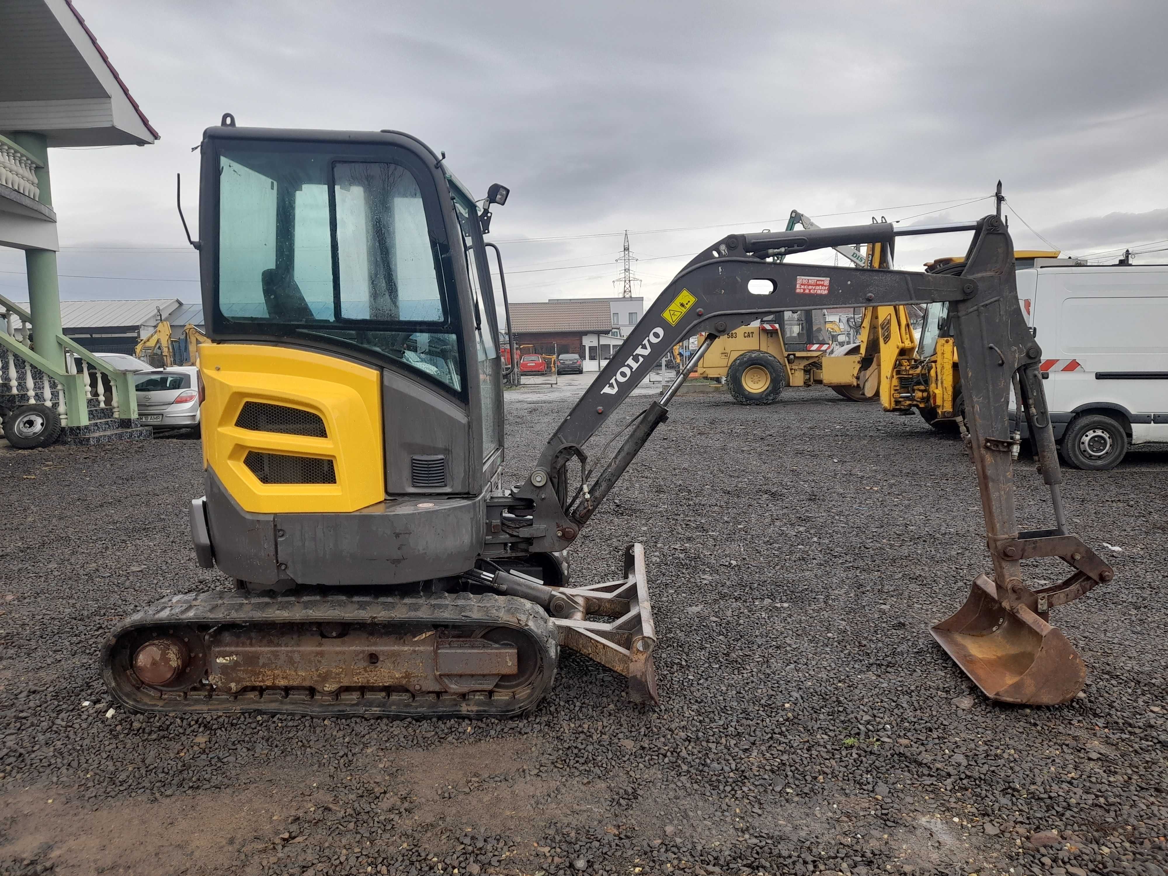 Miniexcavator Volvo ECR25D ,   2015