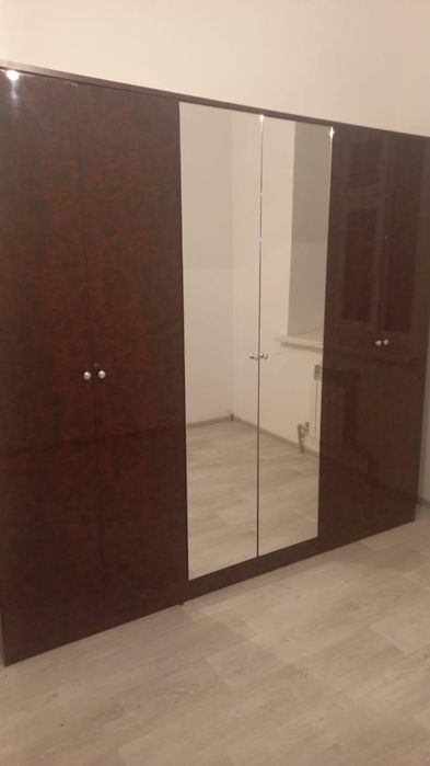 Спальный гарнитур сатылады