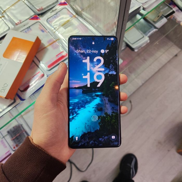 Samsung s21 ultra 5g
Faqat obmen 
Igrovoy tellarga
Snapdragon 8 gen 1,