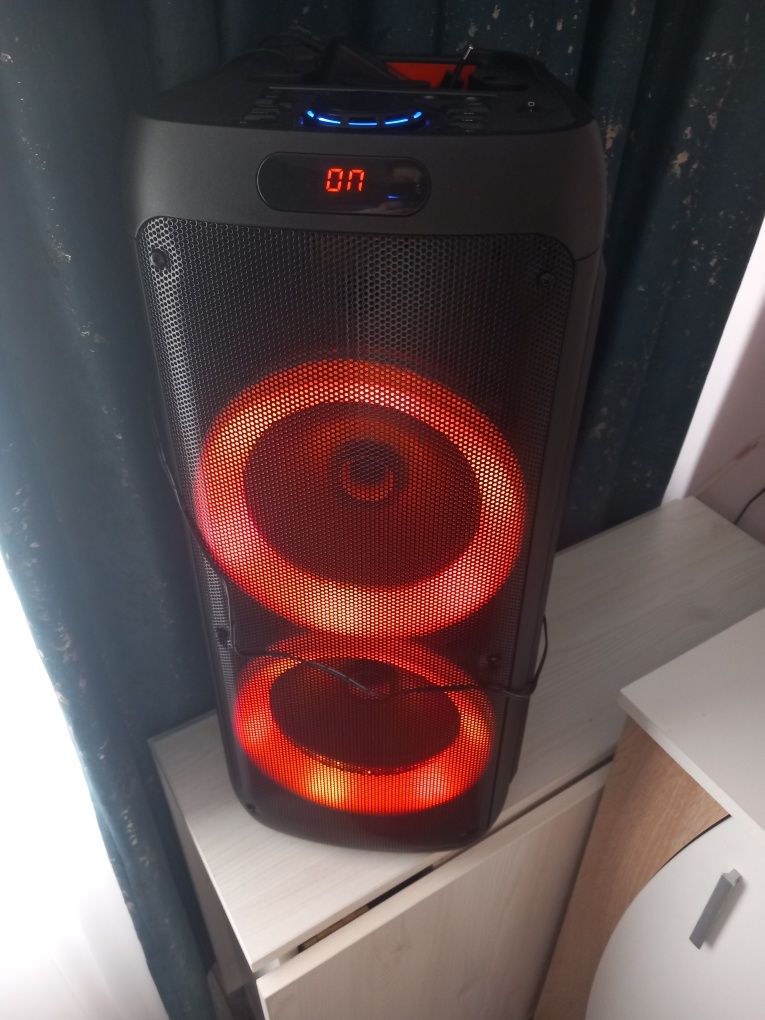 Vând boxă .poss. 60w