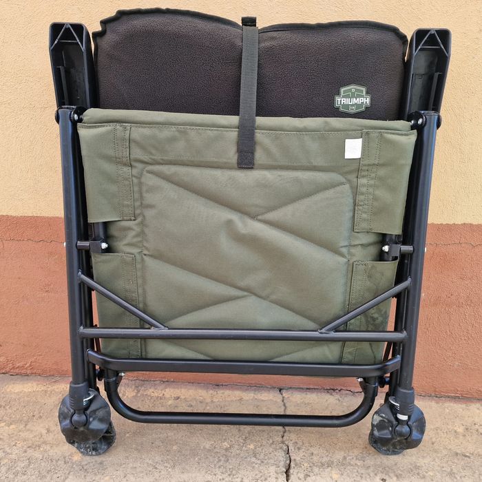 Vând Scaun pescuit Delphin Triumph C2G