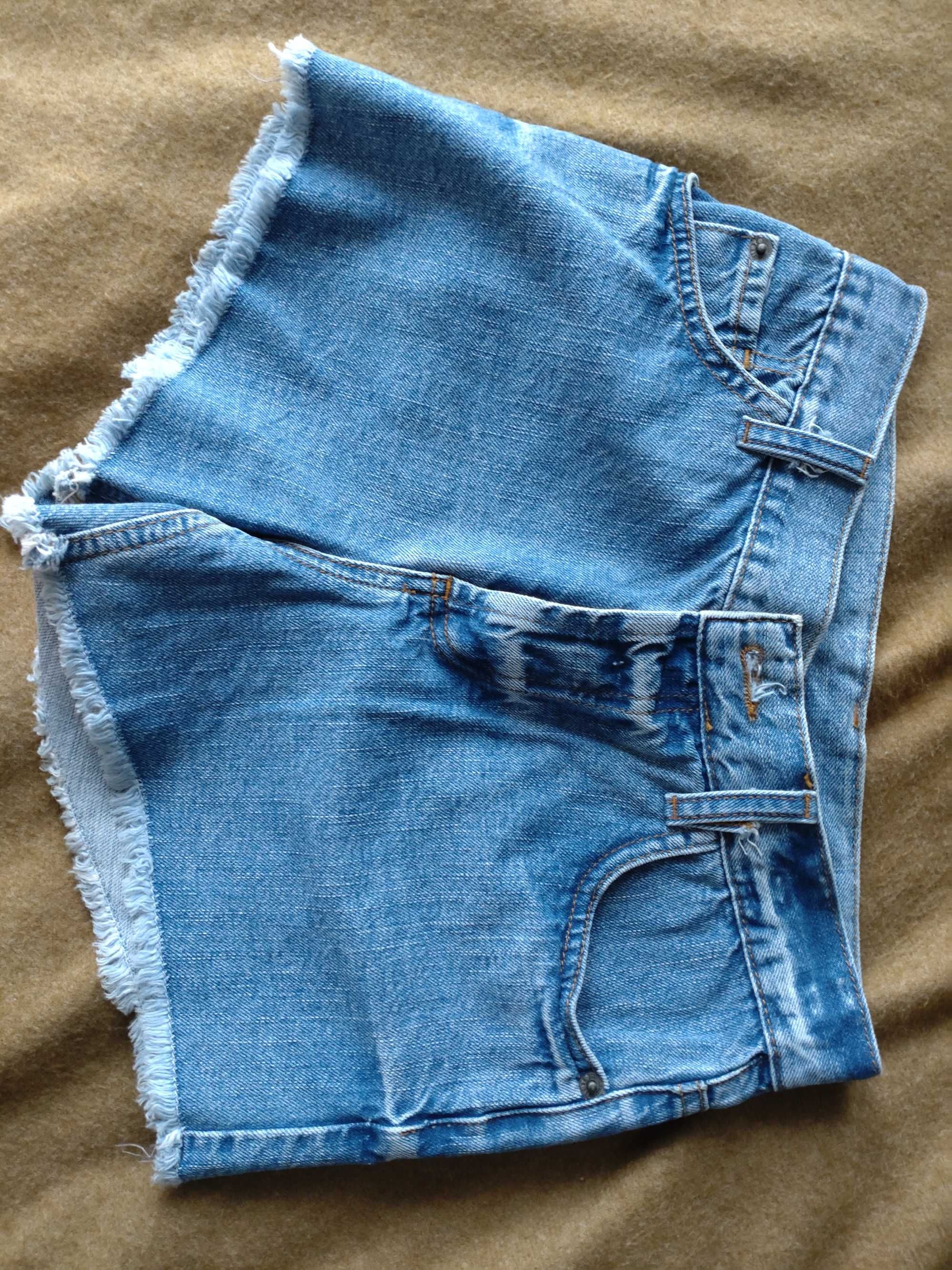 Bluza H&M, Pantaloni scurti