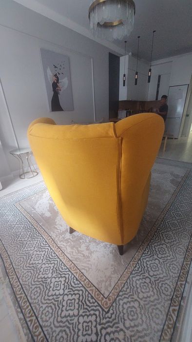 Кресло ушастик жёлтого саета