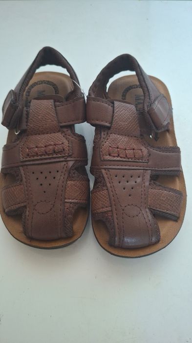 Детский сандалии продам для мальчиков. Новый