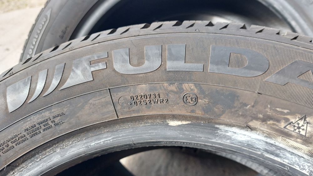 Зимни гуми 215/60/17 Fulda Kristall Control Suv 4 броя